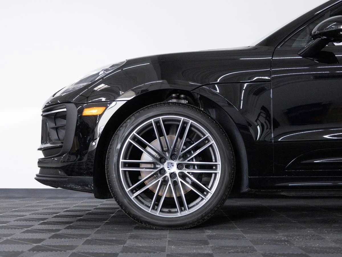 2026 Porsche Macan S (95B), 11/20