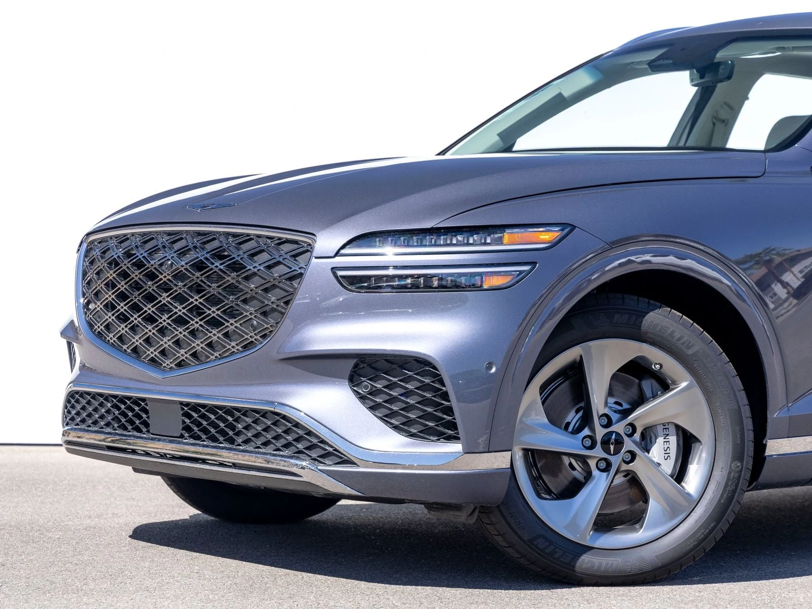 2026 Genesis GV70 2.5T Advanced (2024 Update), 2/20