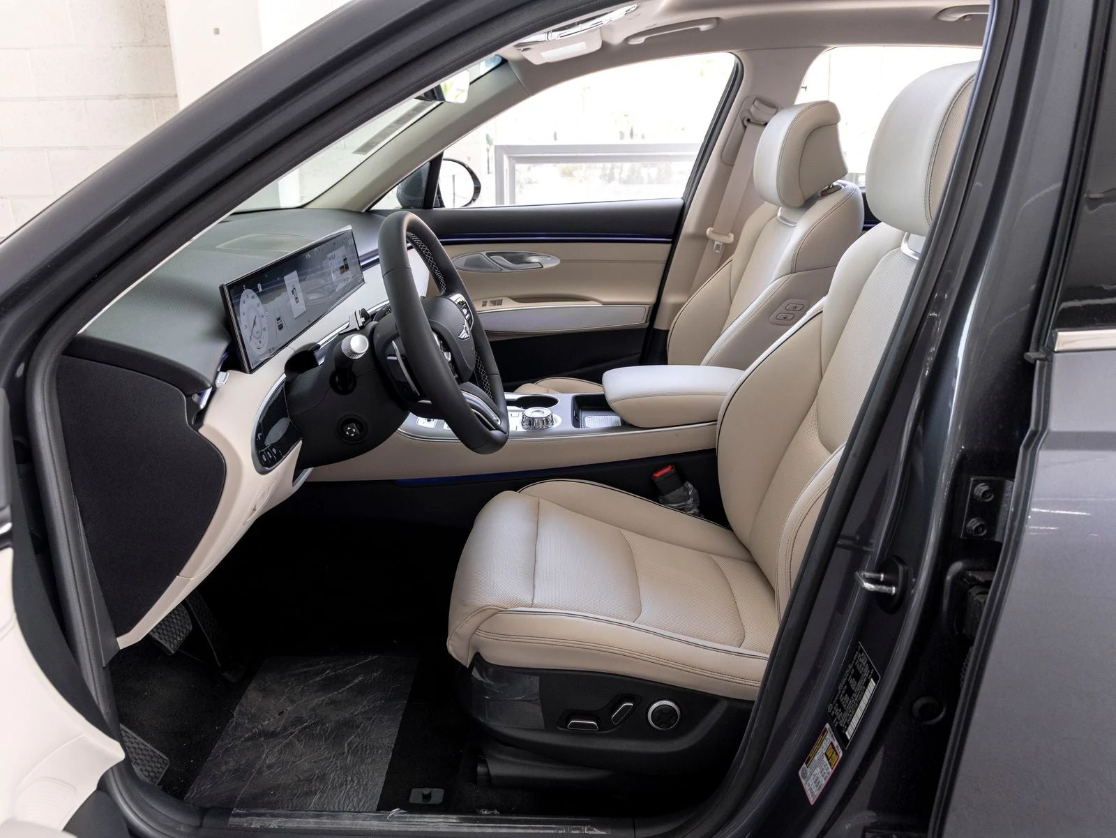 2026 Genesis GV70 2.5T Advanced (2024 Update), 10/20