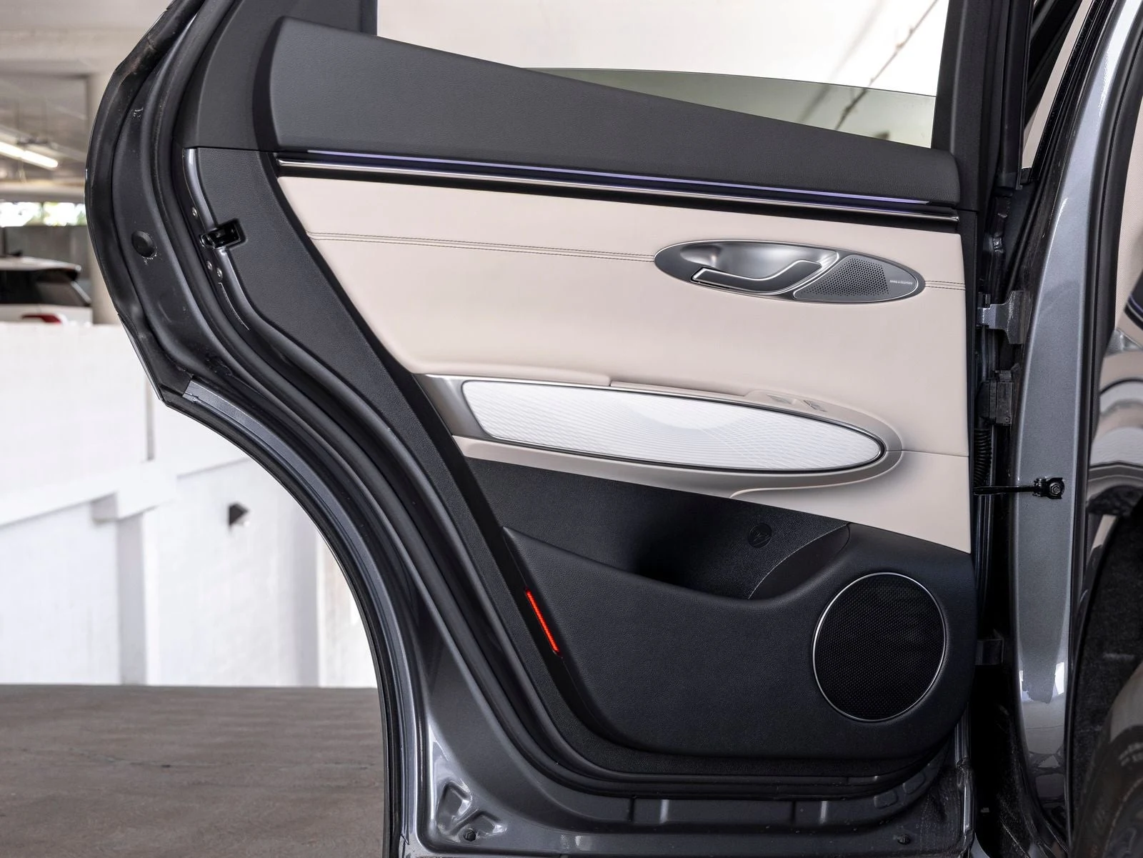 2026 Genesis GV70 2.5T Advanced (2024 Update), 17/20