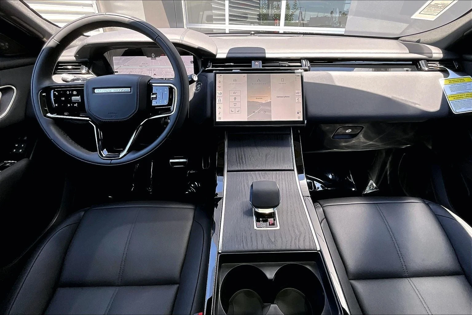 2026 Land Rover Range Rover Velar Dynamic SE (L560), 5/14