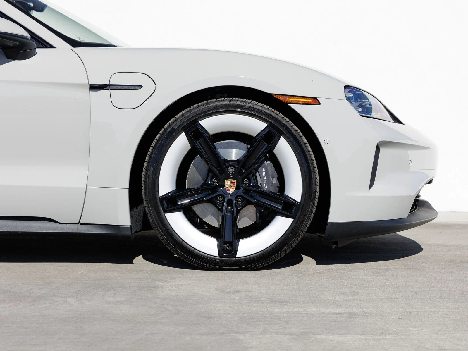 2026 Porsche Taycan 4 Sedan (2025 Update), 11/20