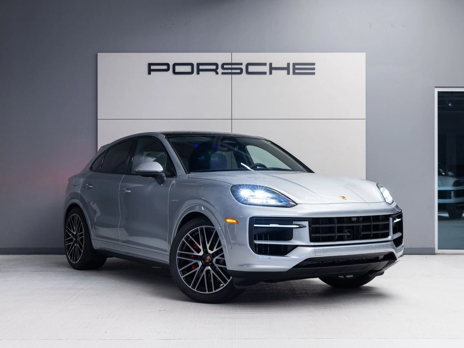 2026 Porsche Cayenne S E-Hybrid Coupé (3rd Generation), 9/20