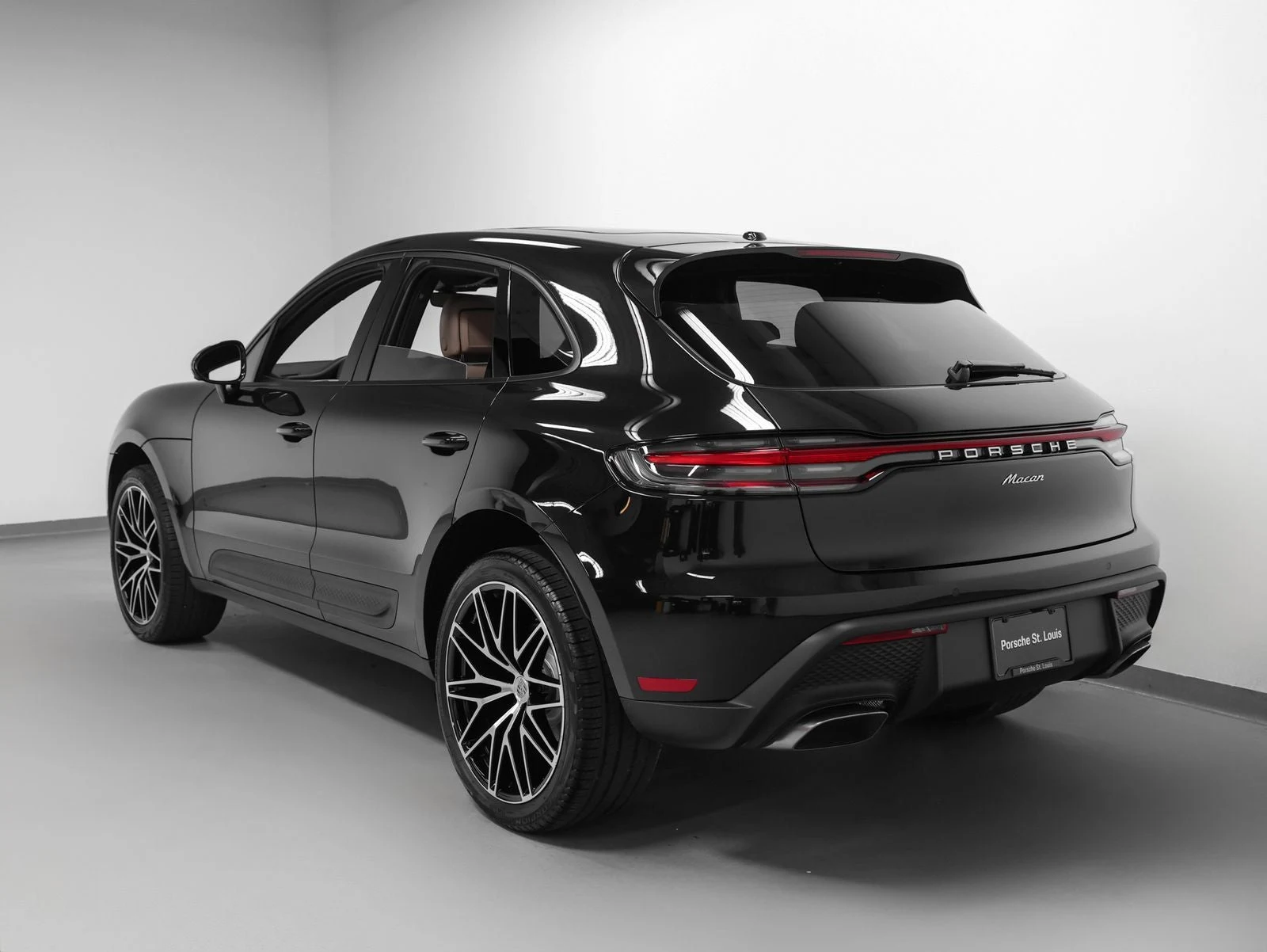 2026 Porsche Macan (95B), 3/20