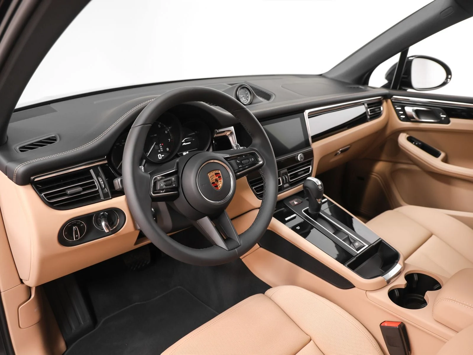 2026 Porsche Macan (95B), 4/20