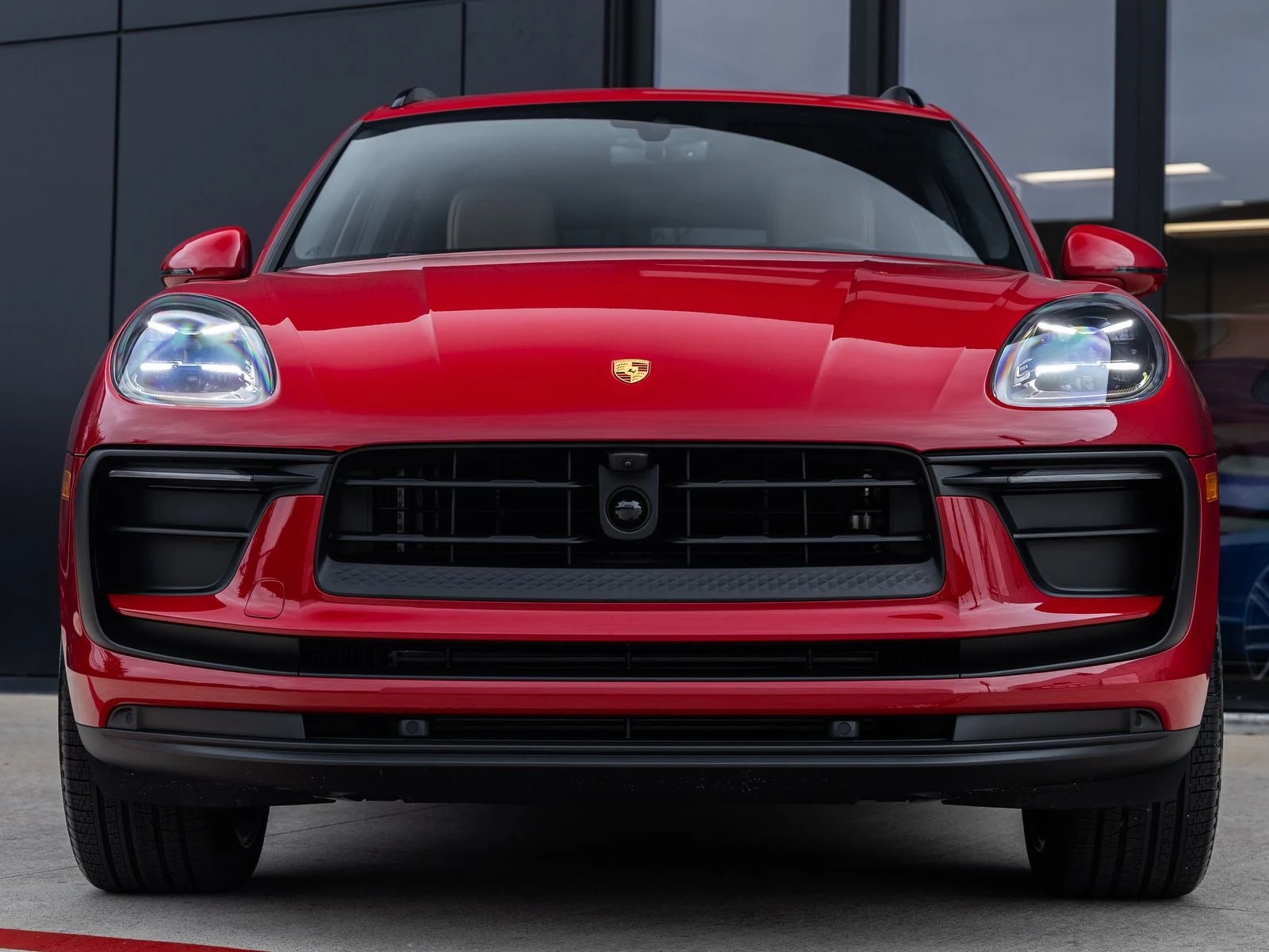 2026 Porsche Macan (95B), 8/20