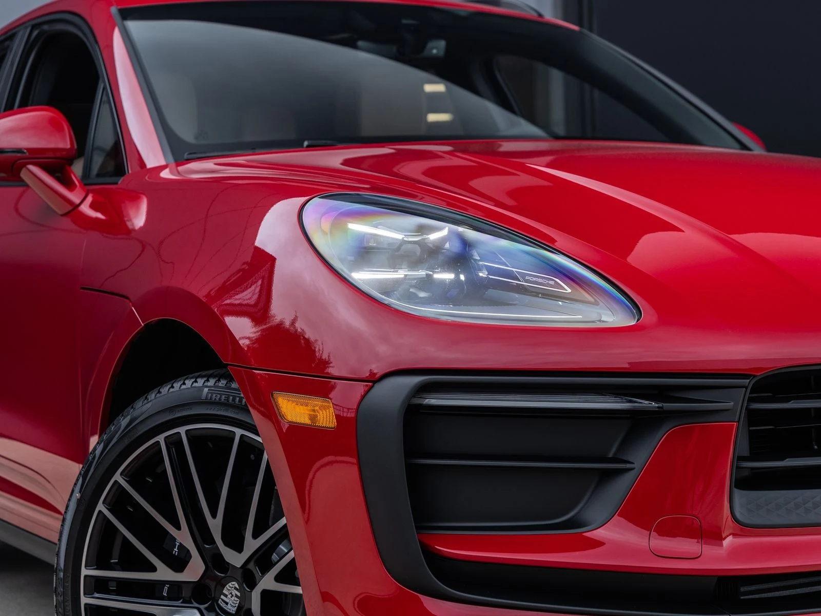 2026 Porsche Macan (95B), 19/20