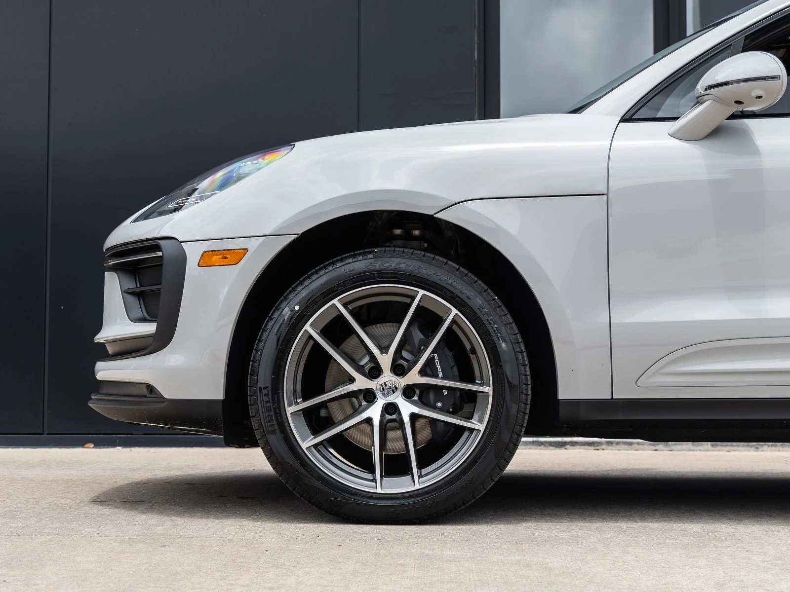 2026 Porsche Macan (95B), 13/20