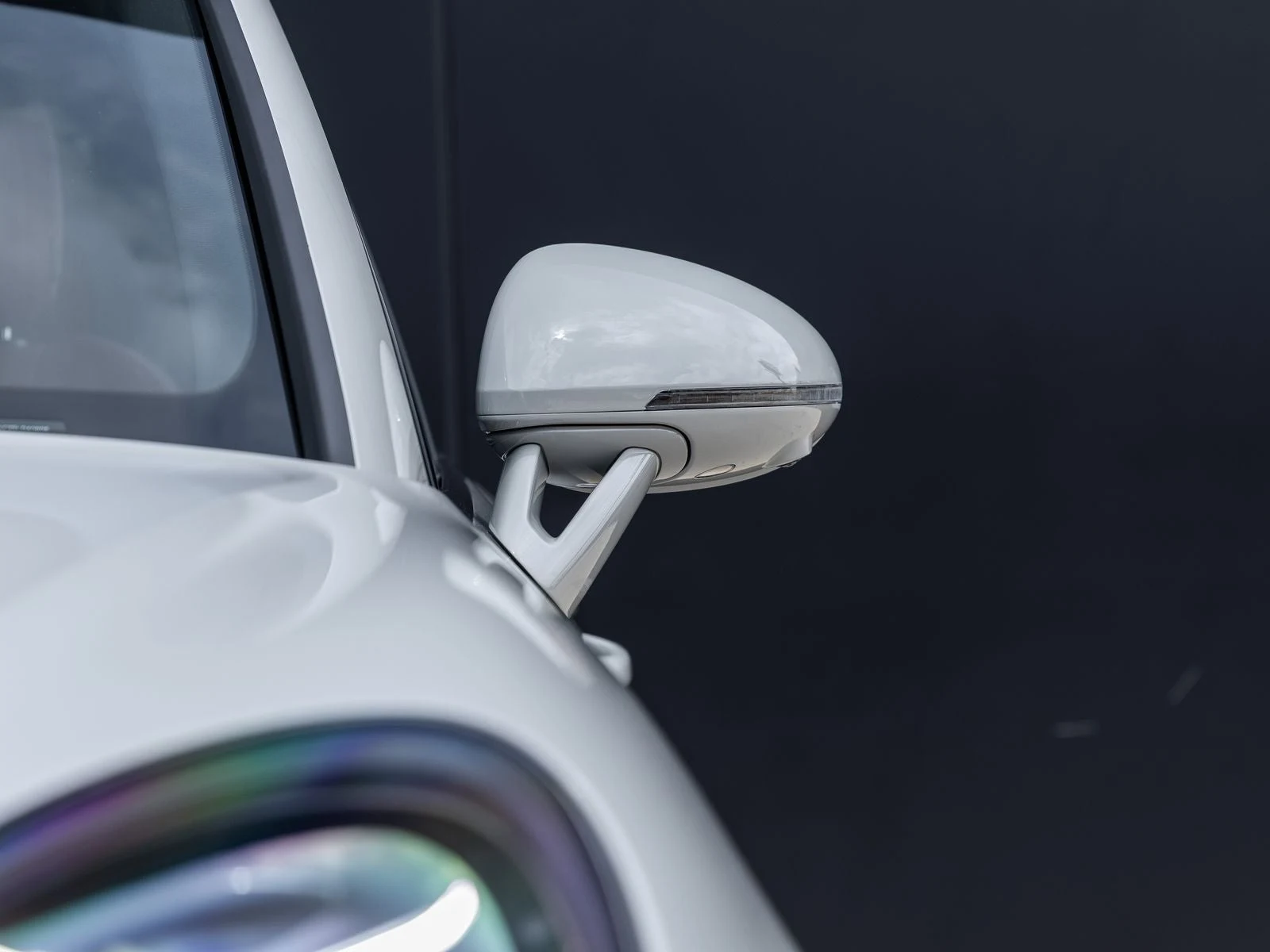 2026 Porsche Macan (95B), 19/20