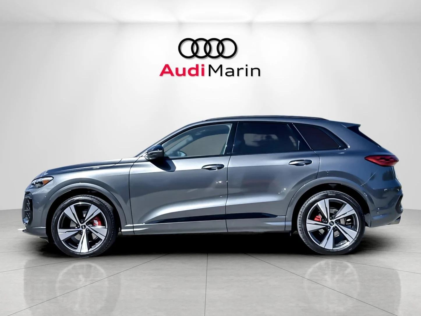 2026 Audi SQ5 Premium Plus quattro (GU), 2/20