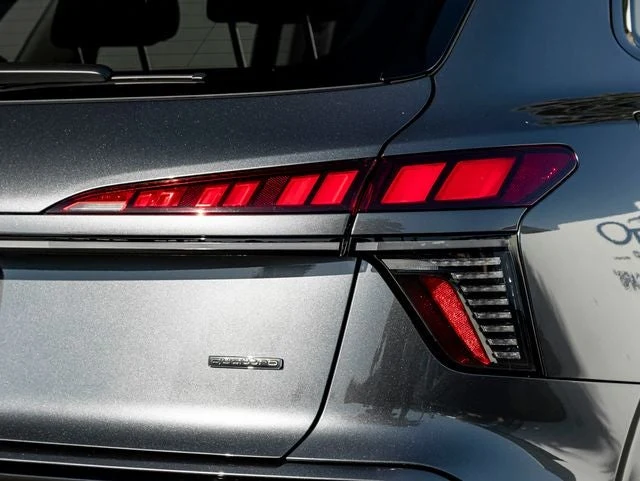 2026 Audi Q3 S line quattro (FJ), 10/20