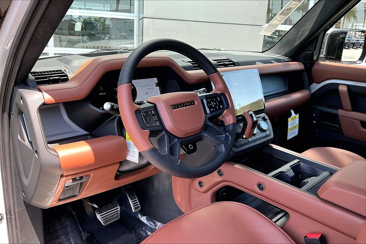 2026 Land Rover Defender OCTA (L663), 6/14