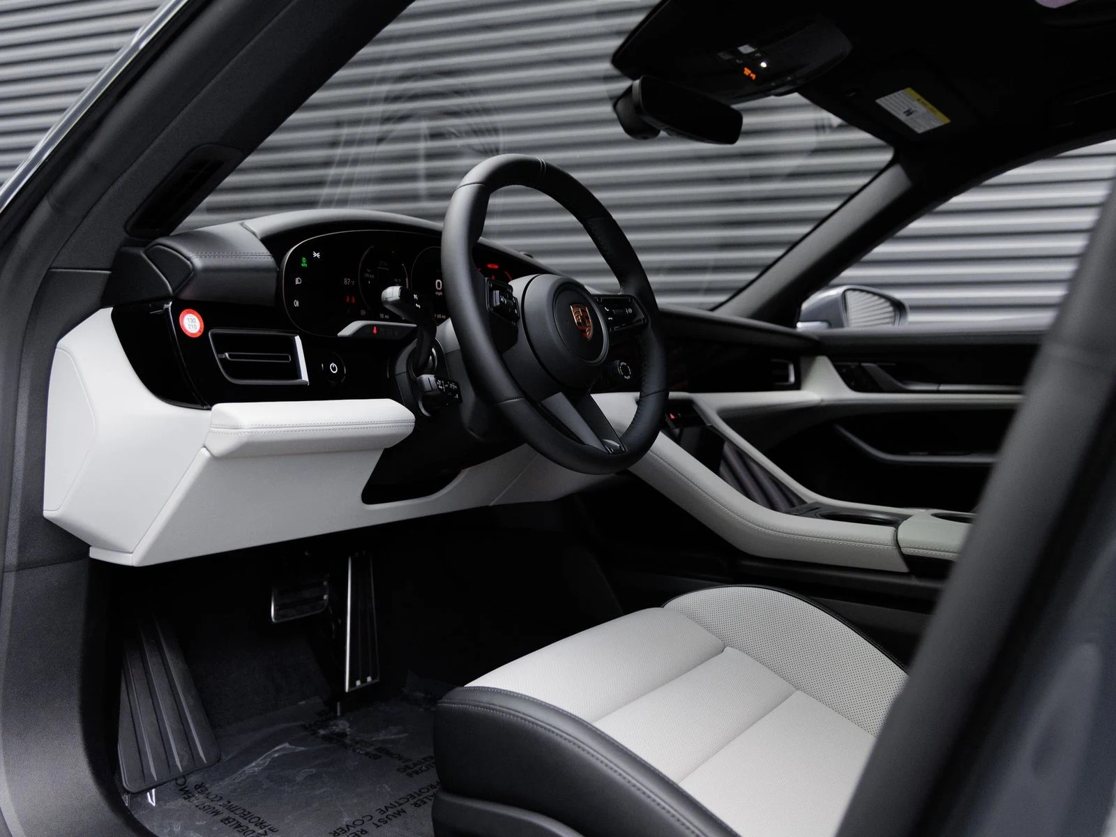 2026 Porsche Taycan 4 Sedan (2025 Update), 4/20
