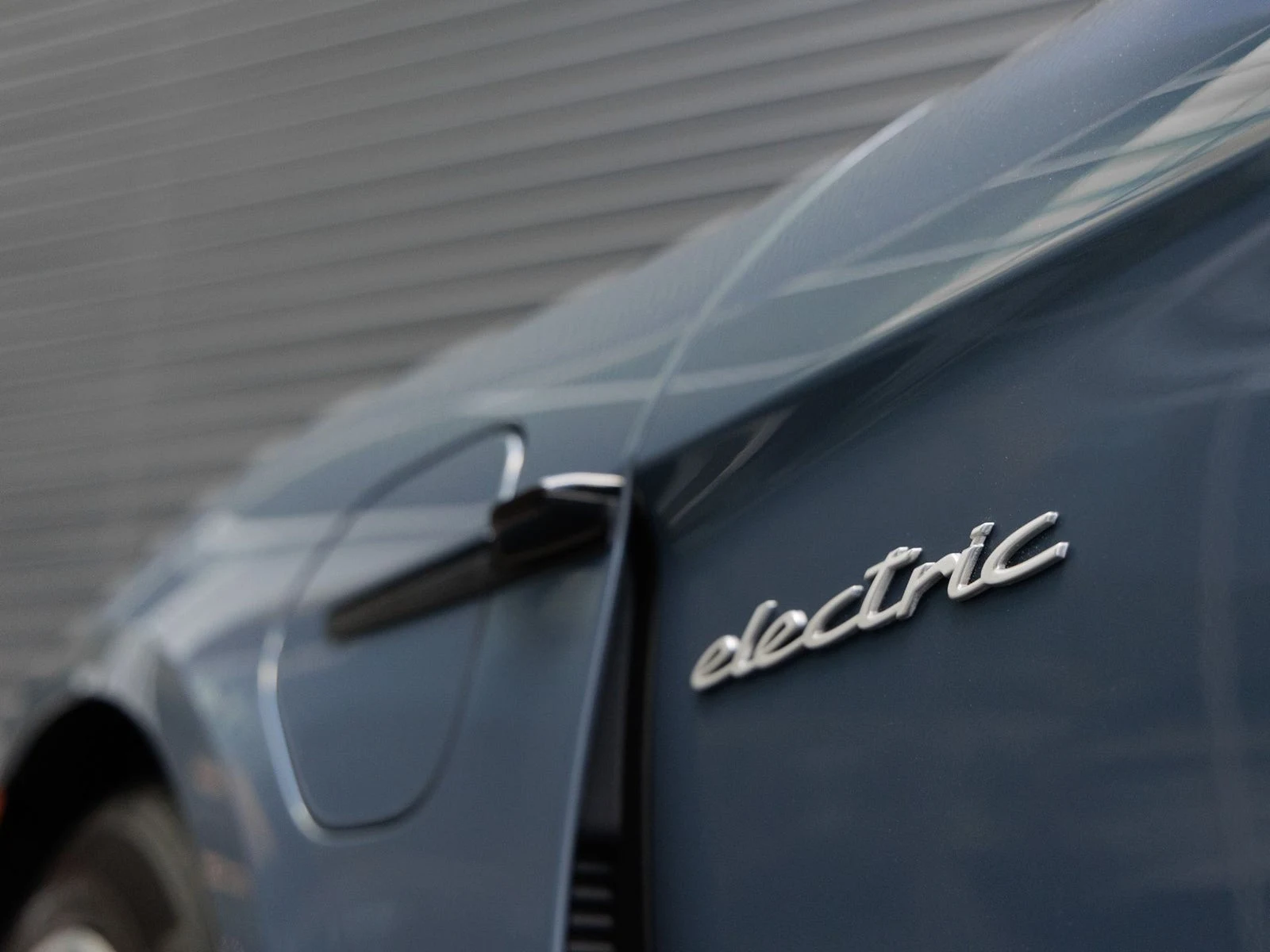2026 Porsche Taycan 4 Sedan (2025 Update), 13/20