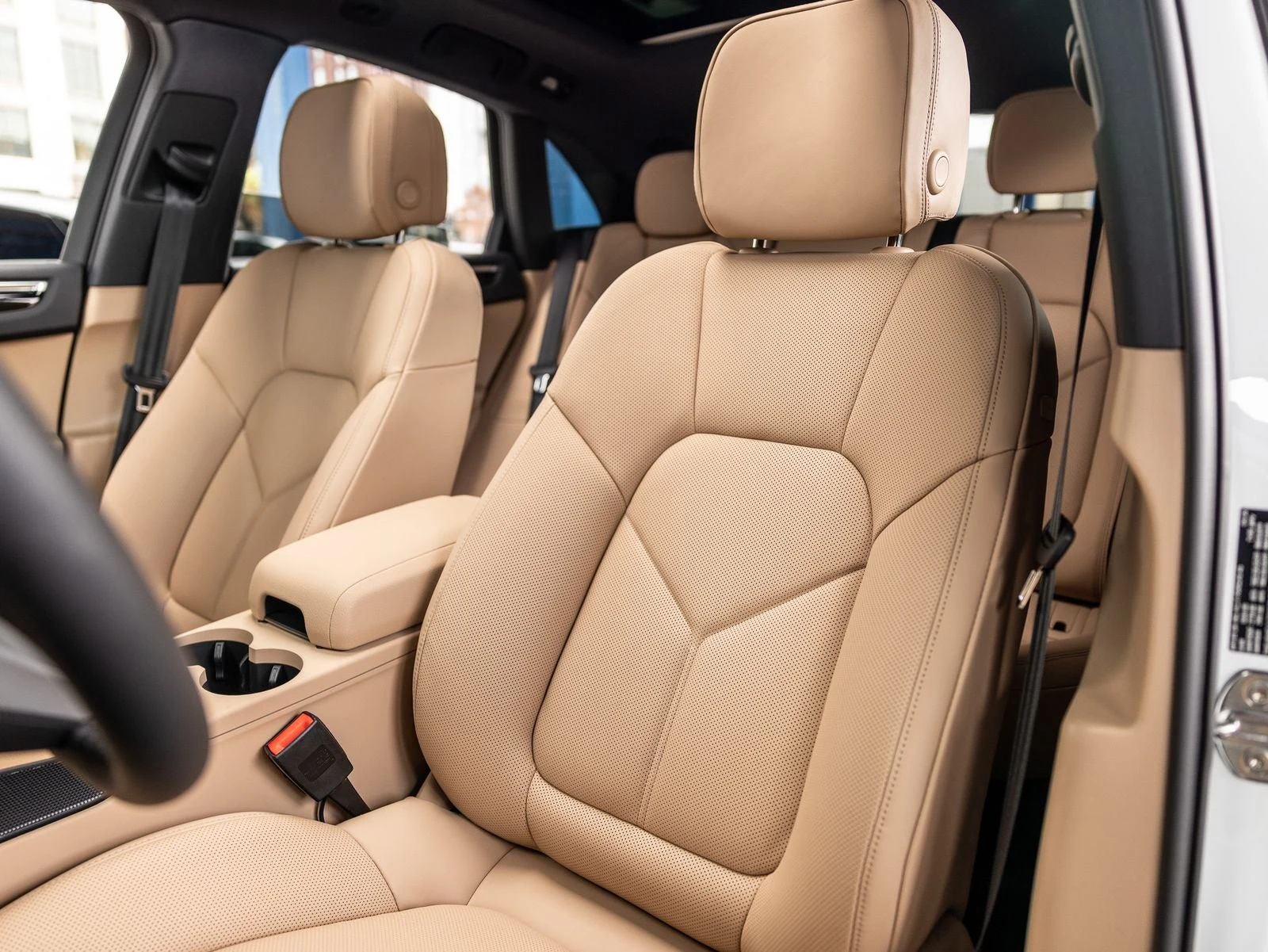 2026 Porsche Macan (95B), 5/20