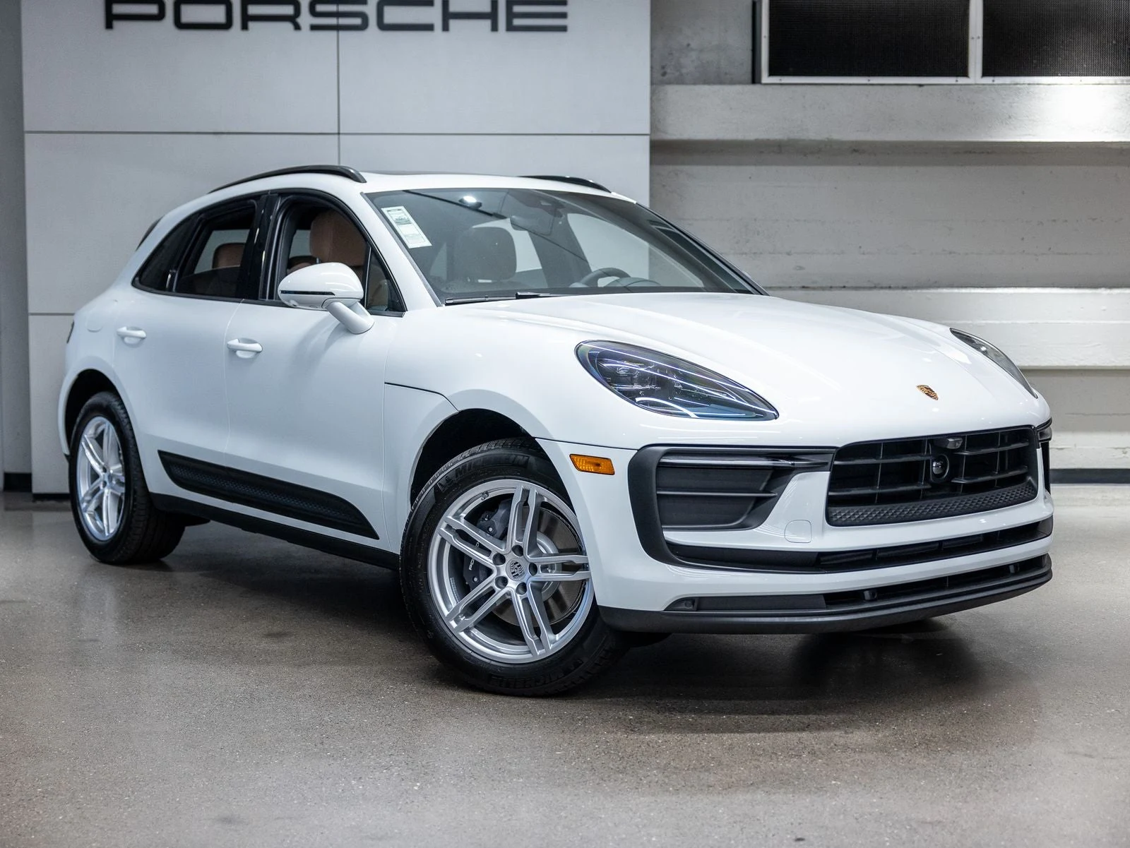 2026 Porsche Macan (95B), 12/20