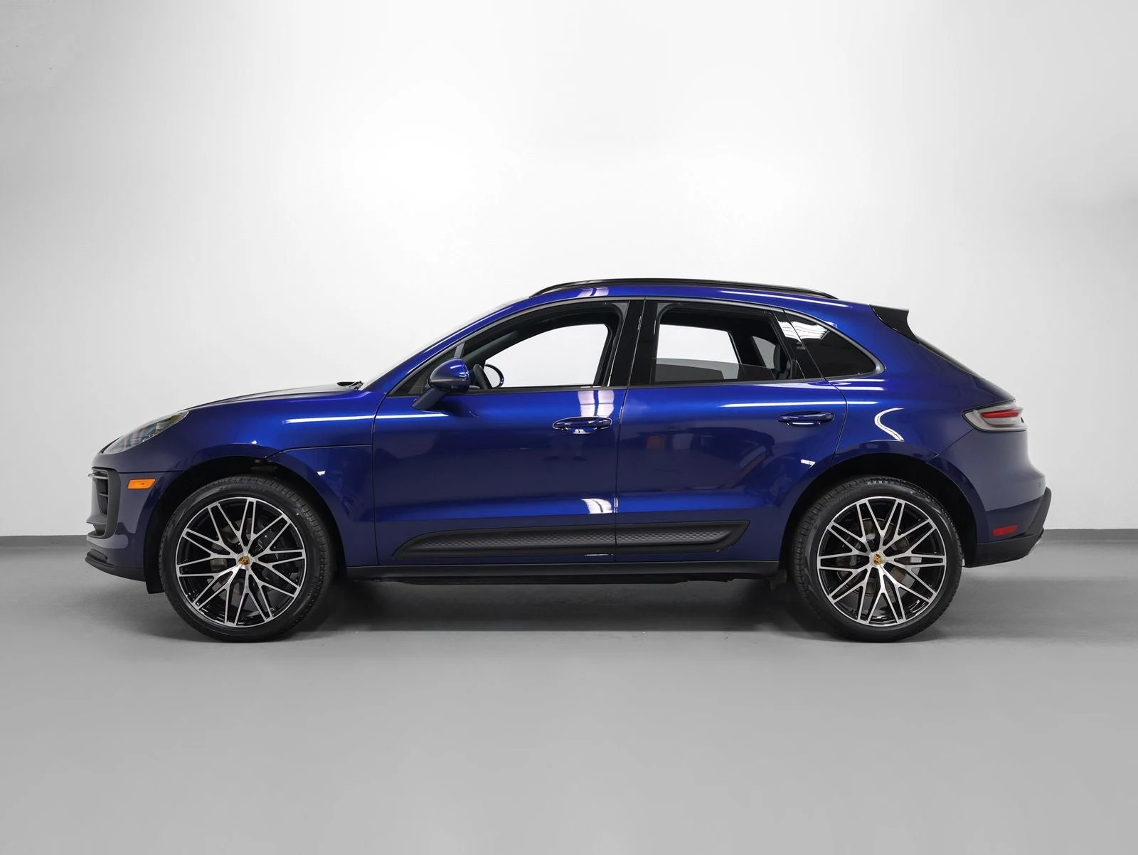 2026 Porsche Macan (95B), 2/20