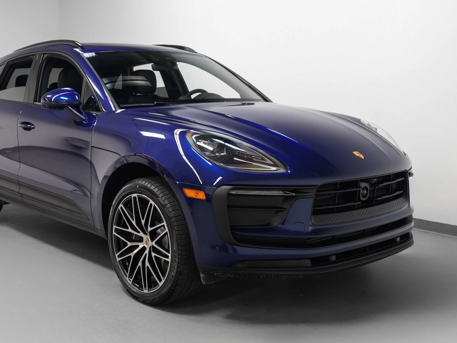 2026 Porsche Macan (95B), 8/20