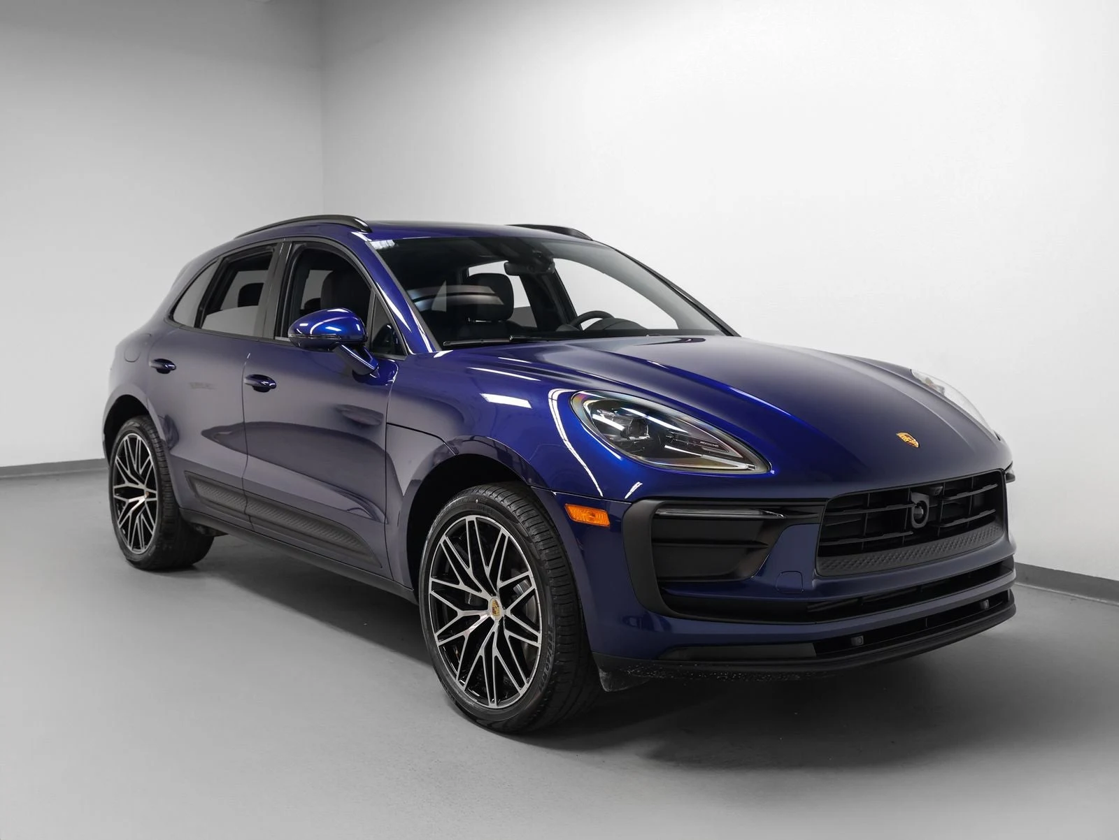 2026 Porsche Macan (95B), 9/20