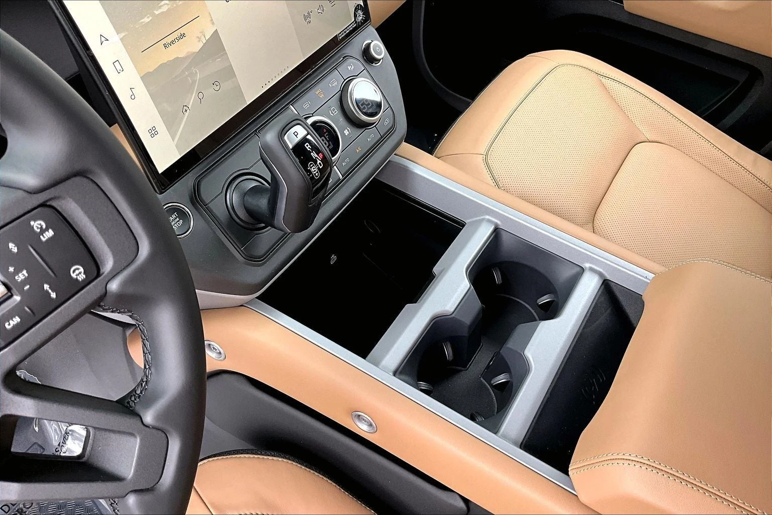 2026 Land Rover Defender 110 V8 (L663), 8/14