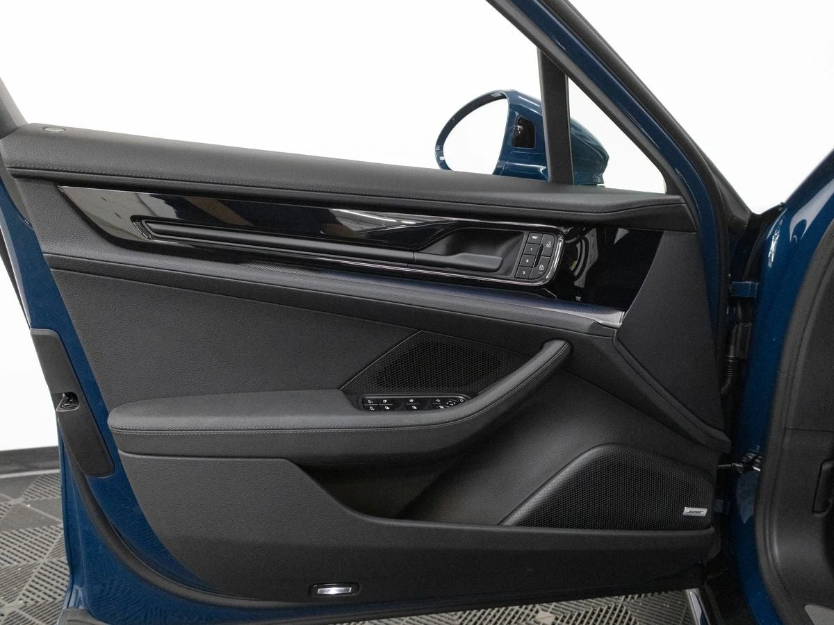 2026 Porsche Panamera 4 (976), 14/20