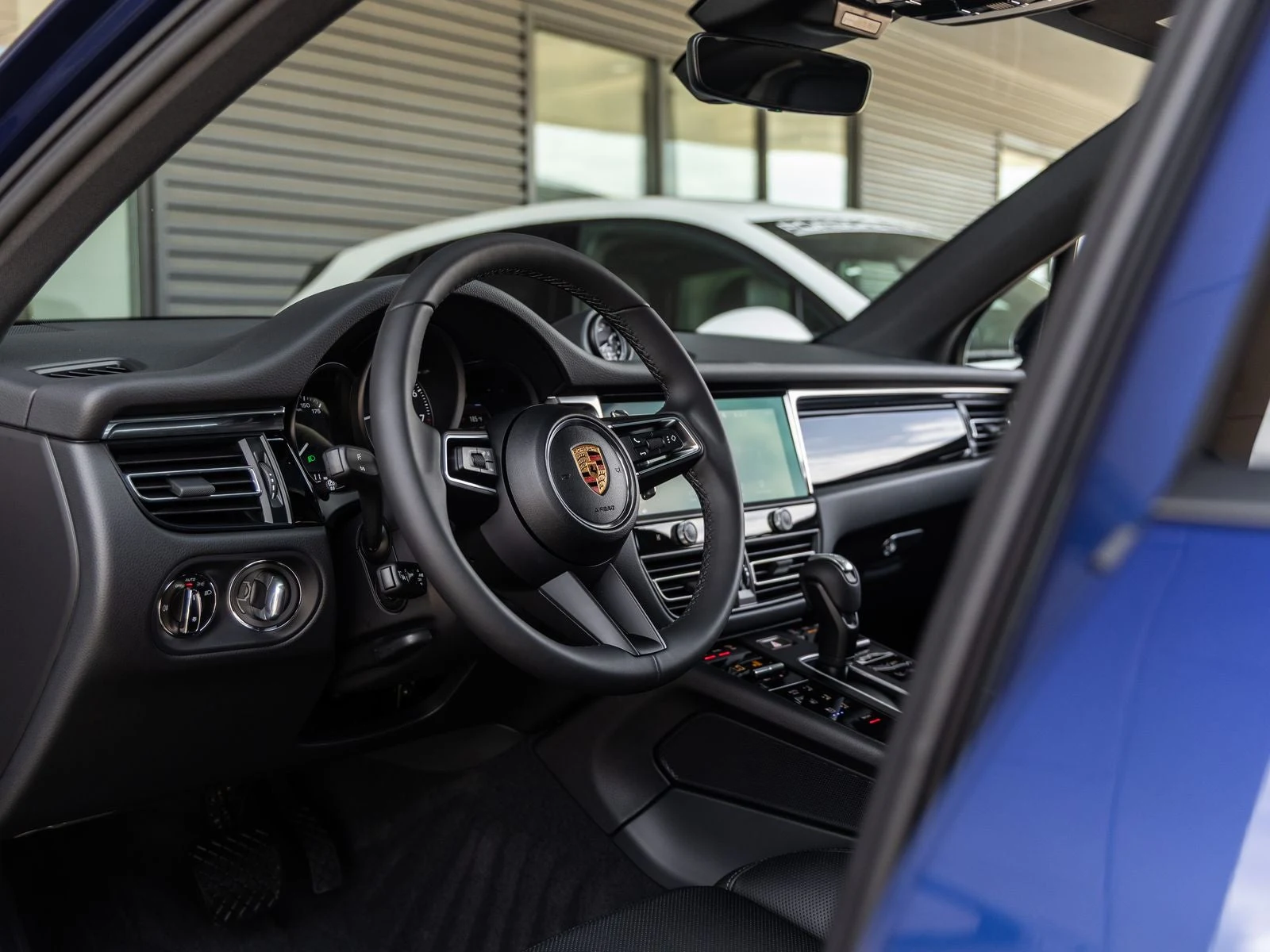 2026 Porsche Macan (95B), 4/20