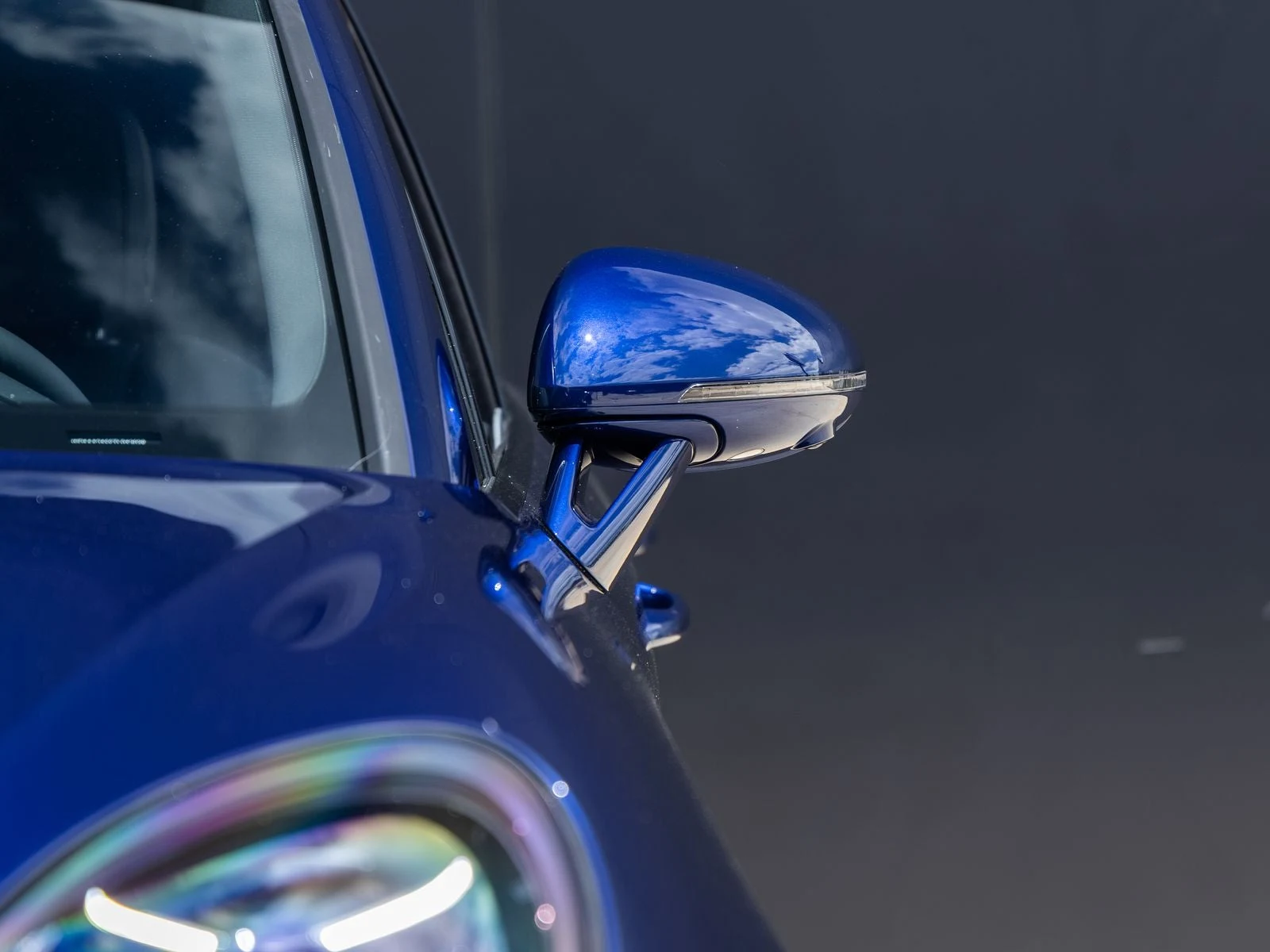 2026 Porsche Macan (95B), 19/20