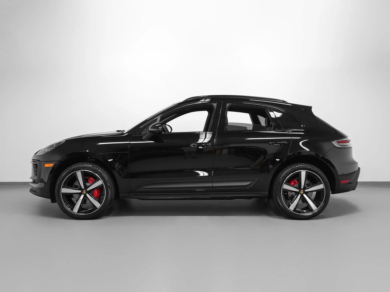 2026 Porsche Macan S (95B), 2/20