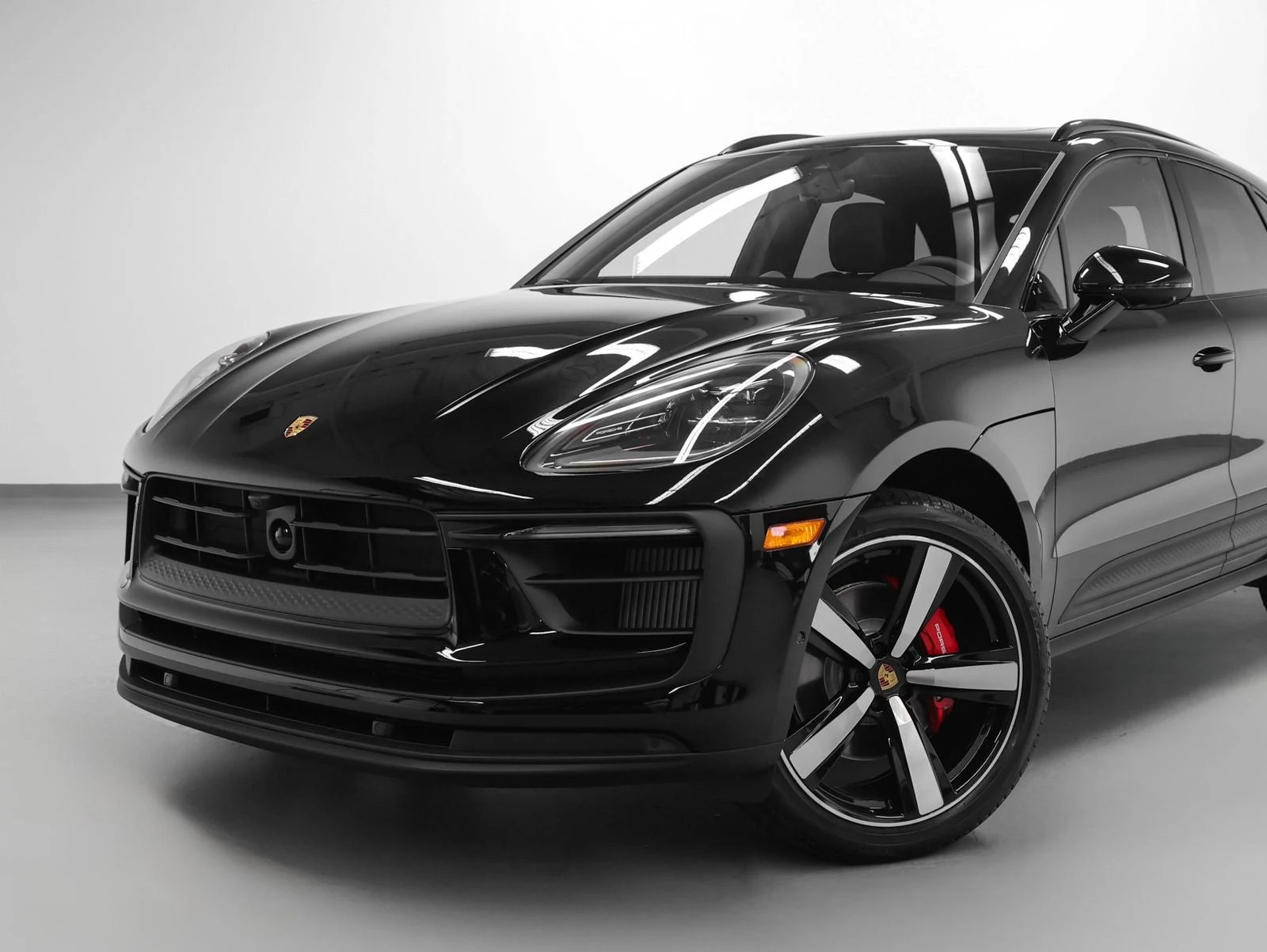2026 Porsche Macan S (95B), 6/20
