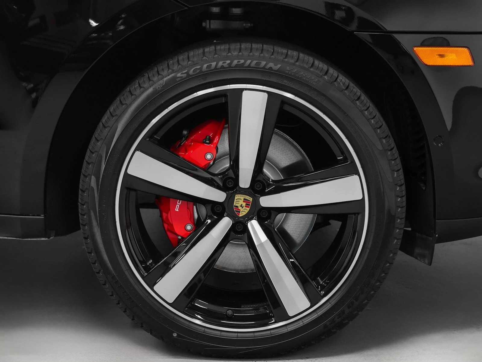 2026 Porsche Macan S (95B), 14/20