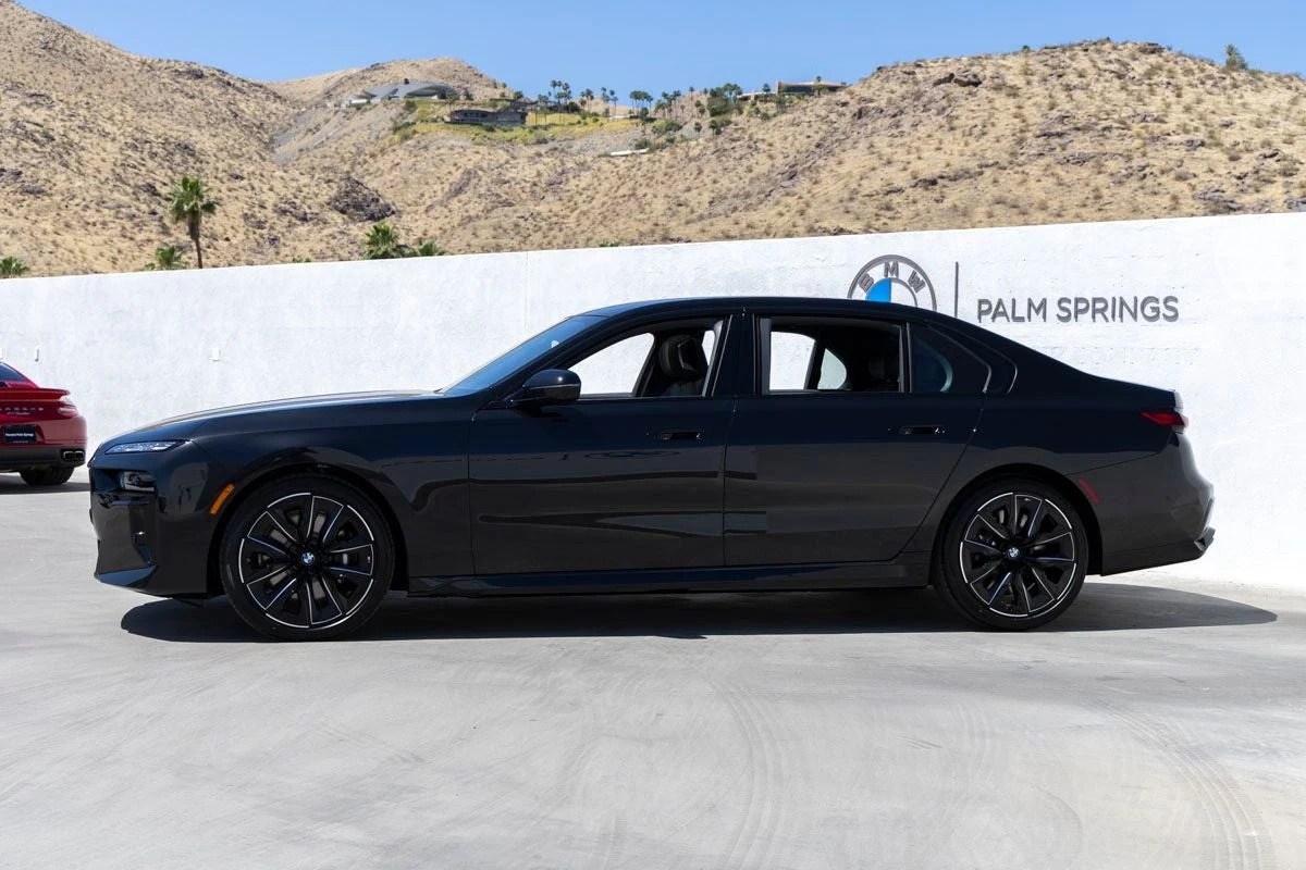 2026 BMW 760i xDrive (G70), 3/20