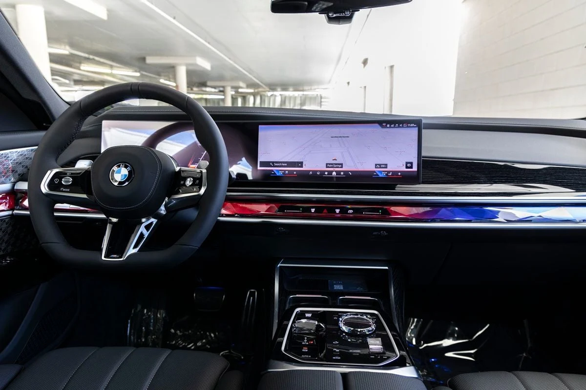 2026 BMW 760i xDrive (G70), 12/20