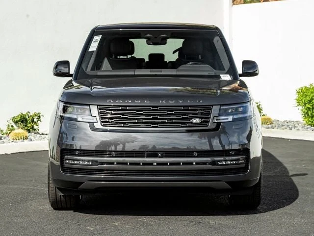 2026 Land Rover Range Rover SE LWB (L460), 3/20