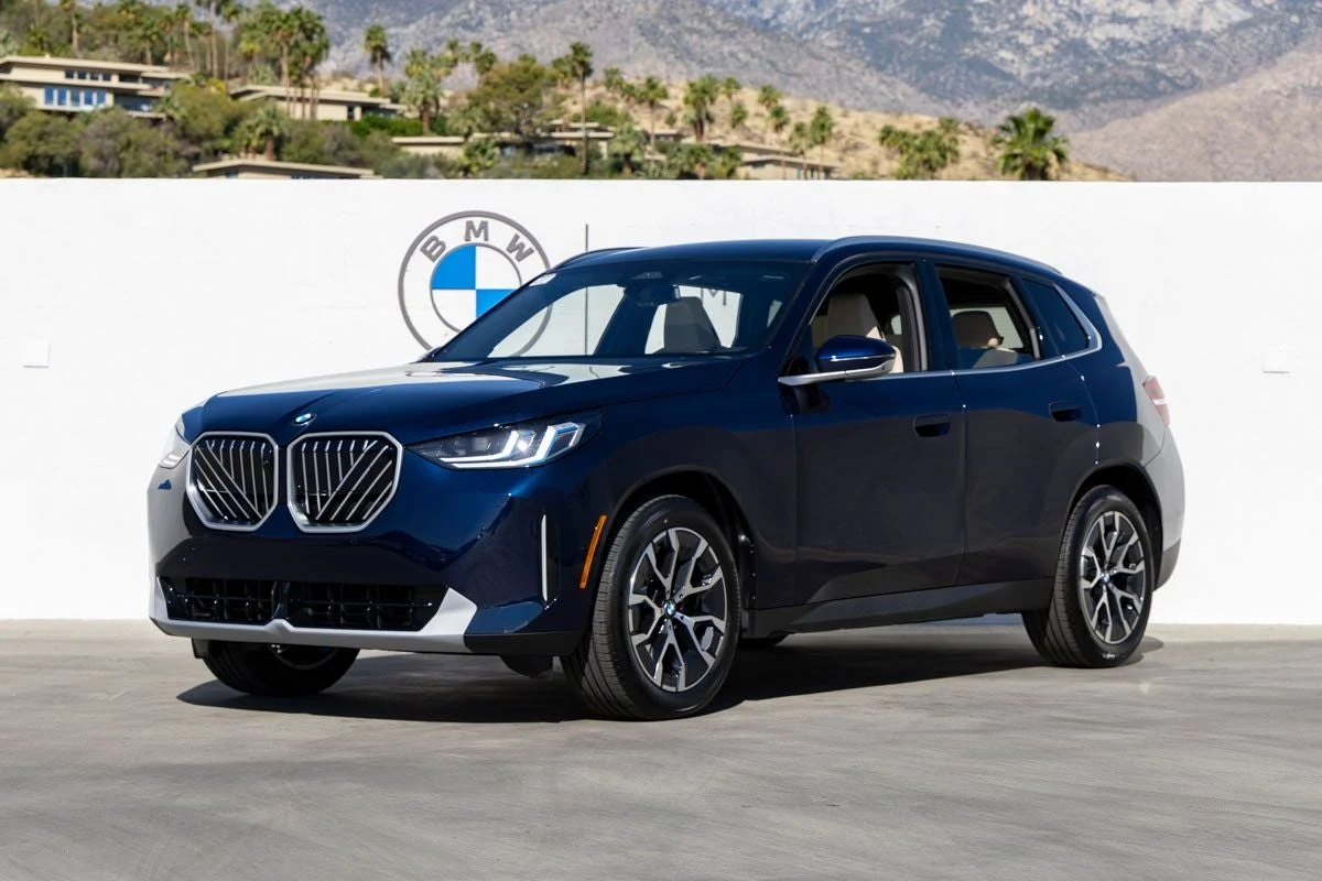 BMW X3 30 xDrive (G45) · Tanzanite Blue II Metallic · Indigo Auto Group