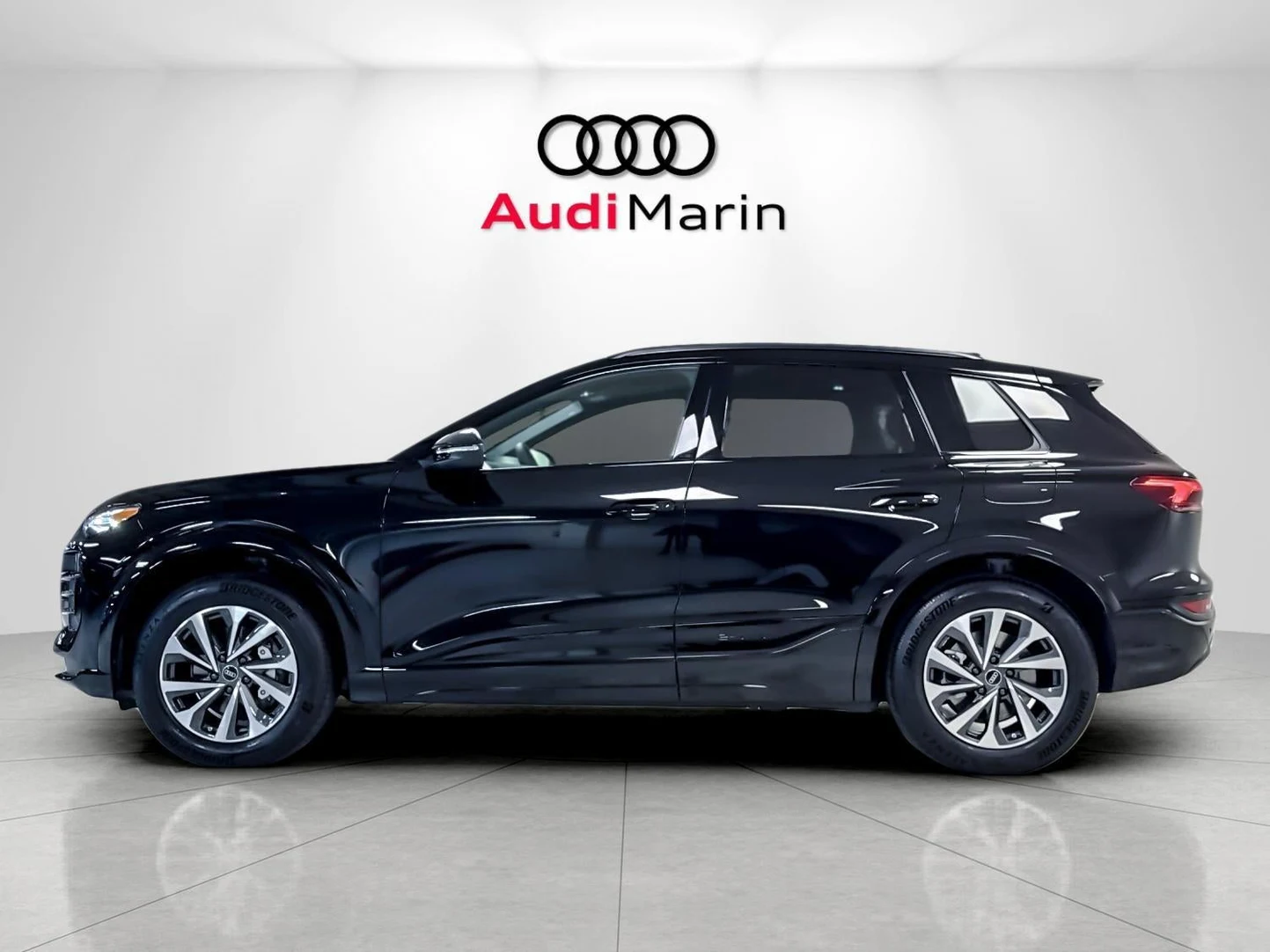 2027 Audi Q6 e-tron Premium quattro, 2/20