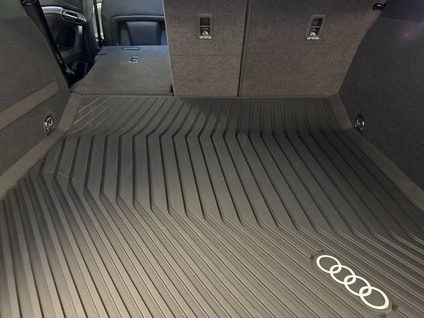 2027 Audi Q6 e-tron Premium quattro, 14/20