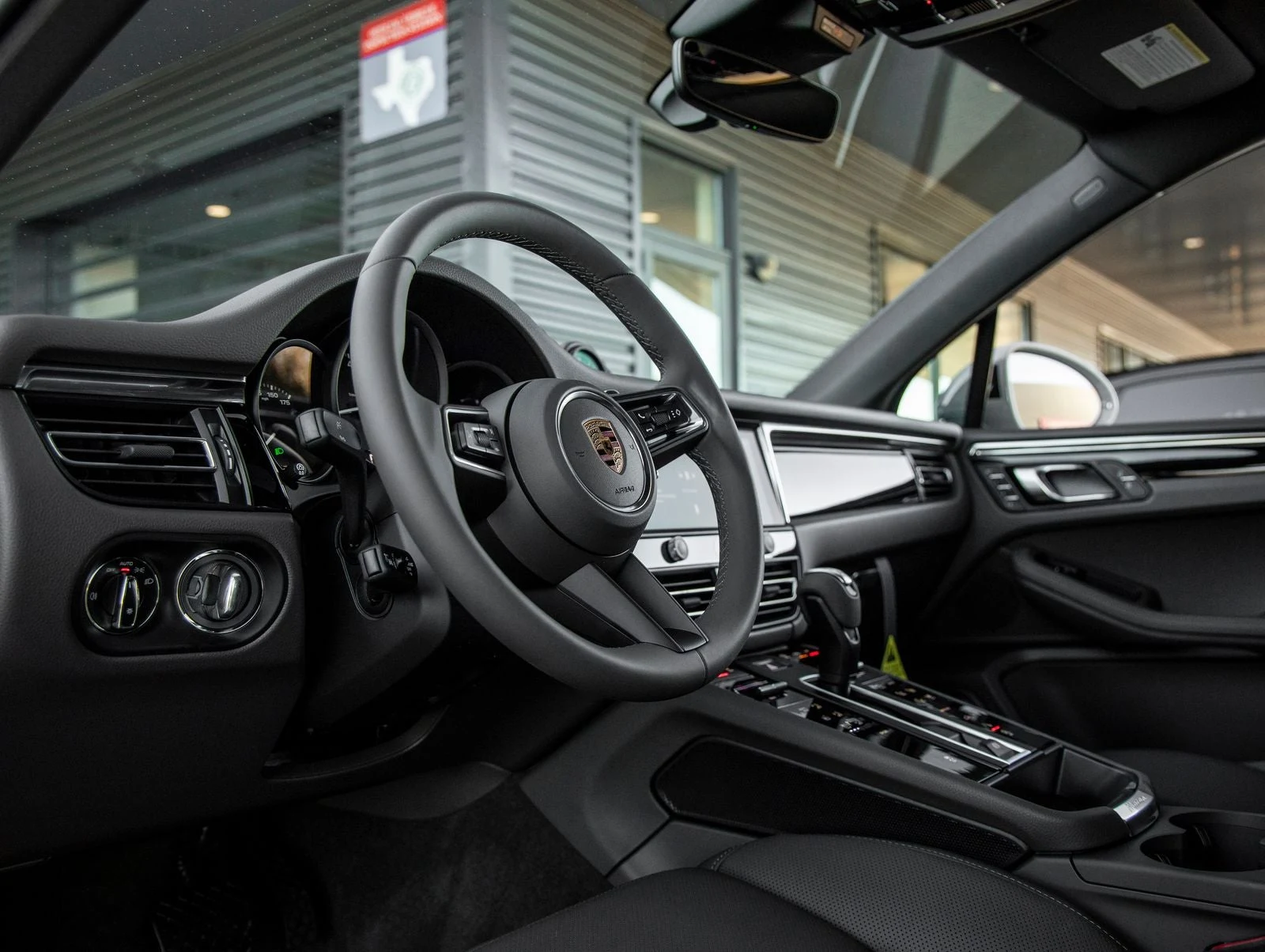 2026 Porsche Macan (95B), 5/20
