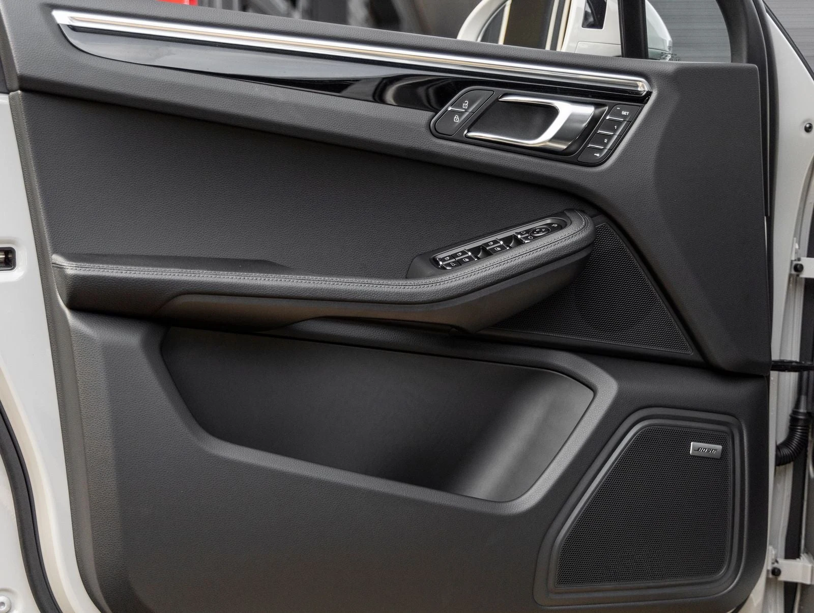 2026 Porsche Macan (95B), 20/20