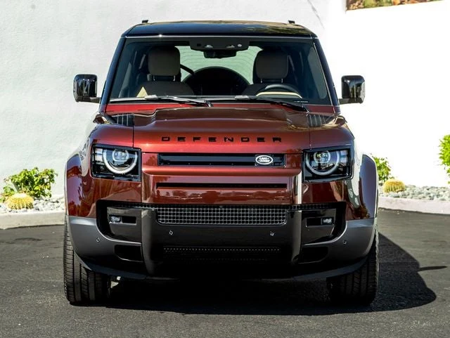 2026 Land Rover Defender 130 S (L663), 3/20
