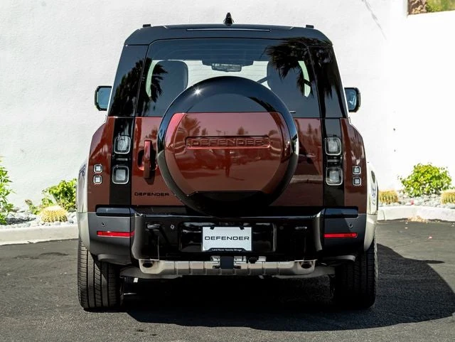 2026 Land Rover Defender 130 S (L663), 8/20