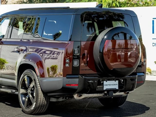2026 Land Rover Defender 130 S (L663), 10/20