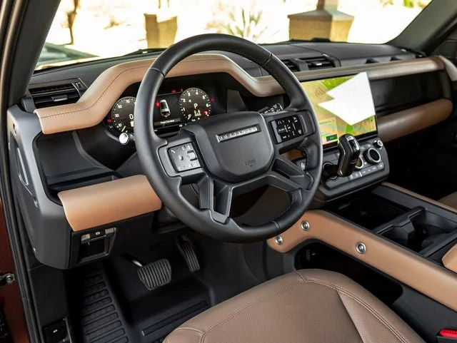 2026 Land Rover Defender 130 S (L663), 15/20