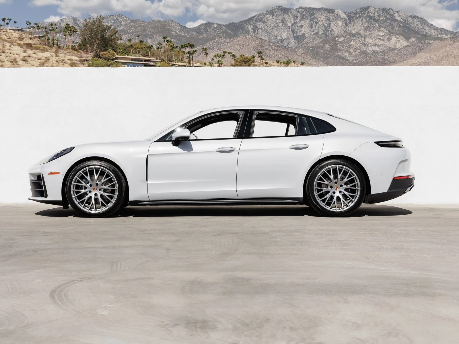 2026 Porsche Panamera 4 (976), 2/20