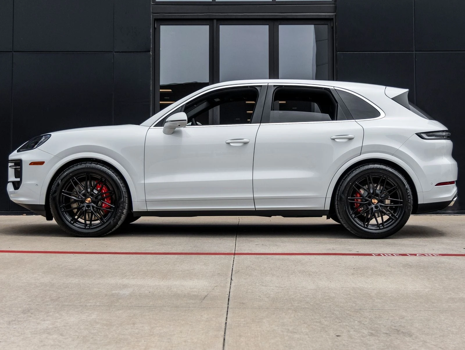2026 Porsche Cayenne S (3rd Generation), 2/20