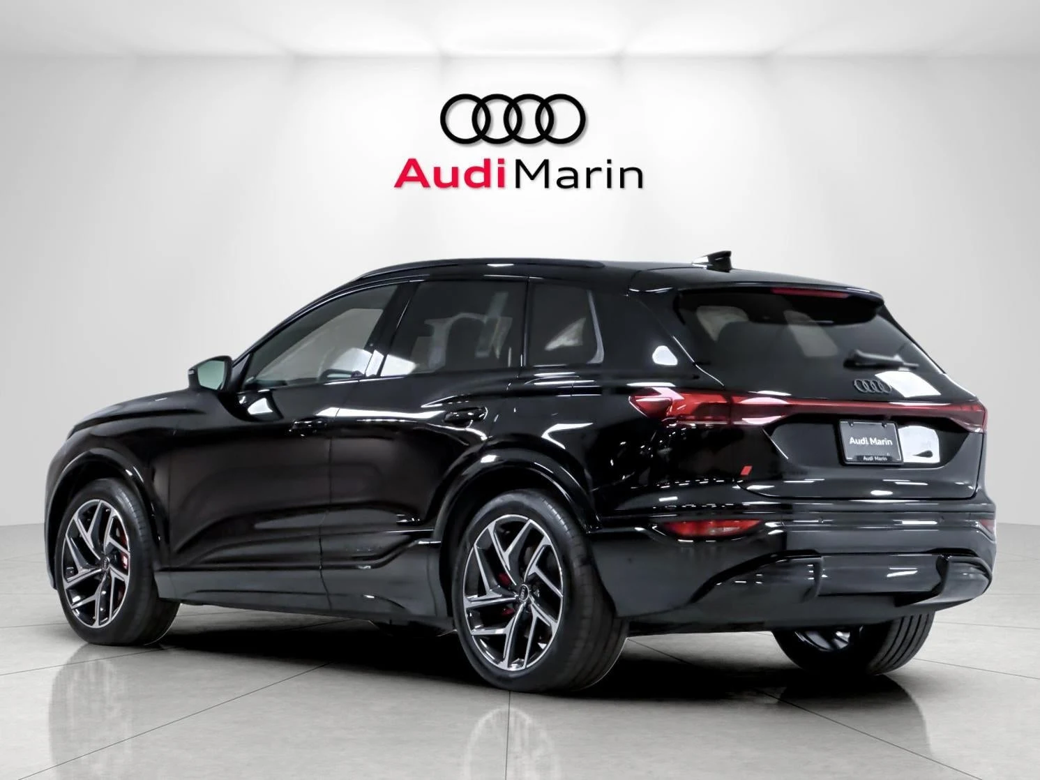 2027 Audi SQ6 e-tron Premium Plus, 3/20