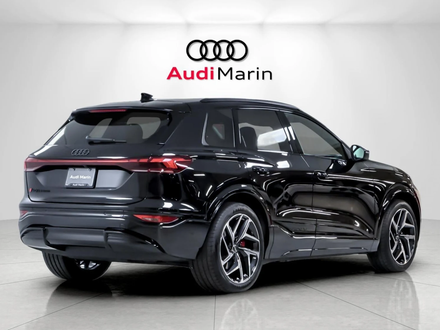 2027 Audi SQ6 e-tron Premium Plus, 5/20