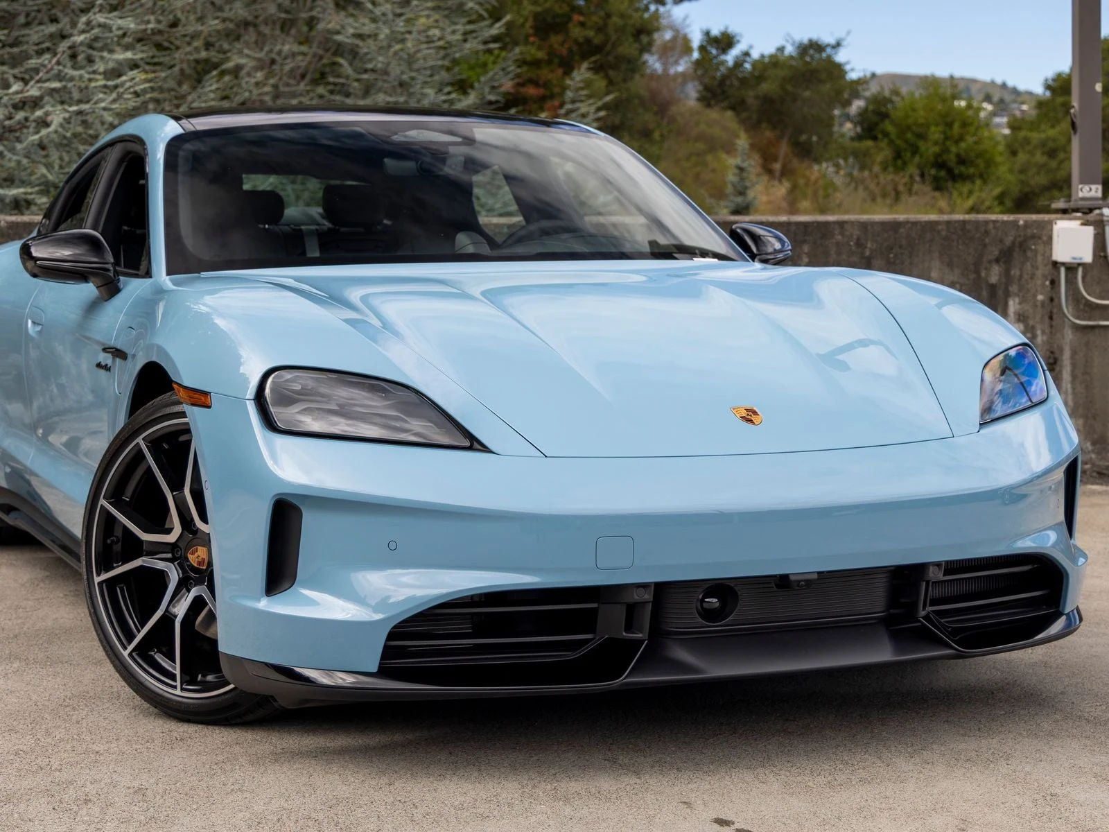 2026 Porsche Taycan Black Edition (2025 Update), 9/20