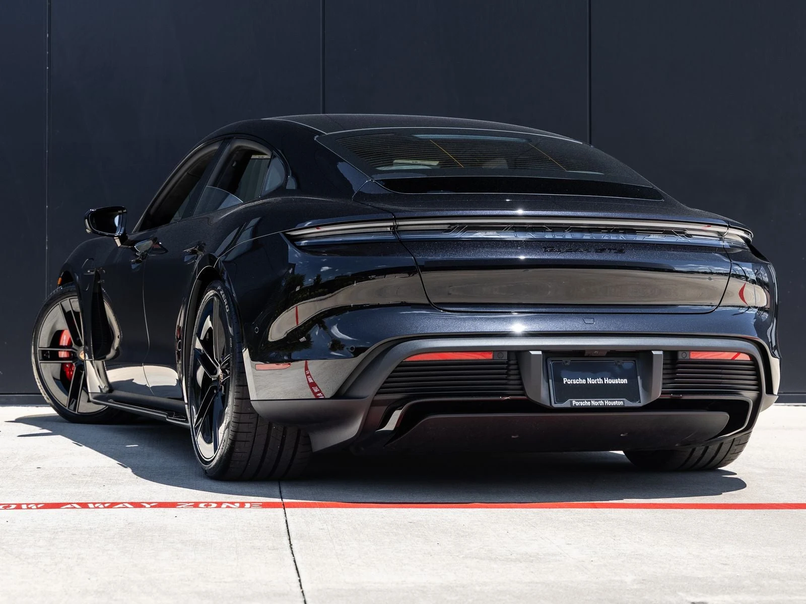 2026 Porsche Taycan GTS (2025 Update), 3/20