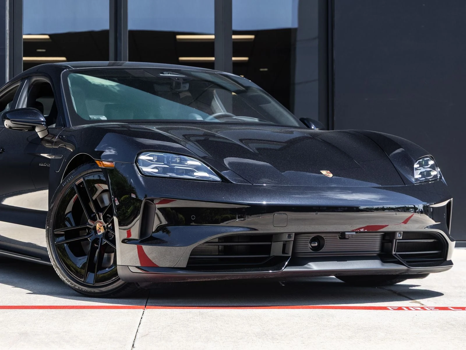2026 Porsche Taycan GTS (2025 Update), 9/20