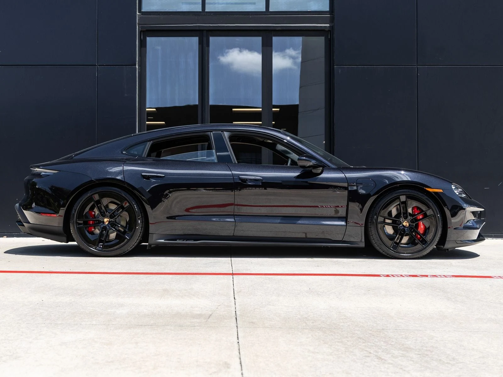 2026 Porsche Taycan GTS (2025 Update), 12/20